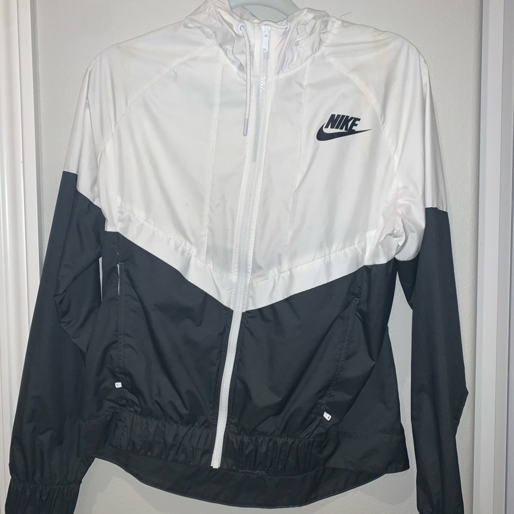 Nike windbreaker